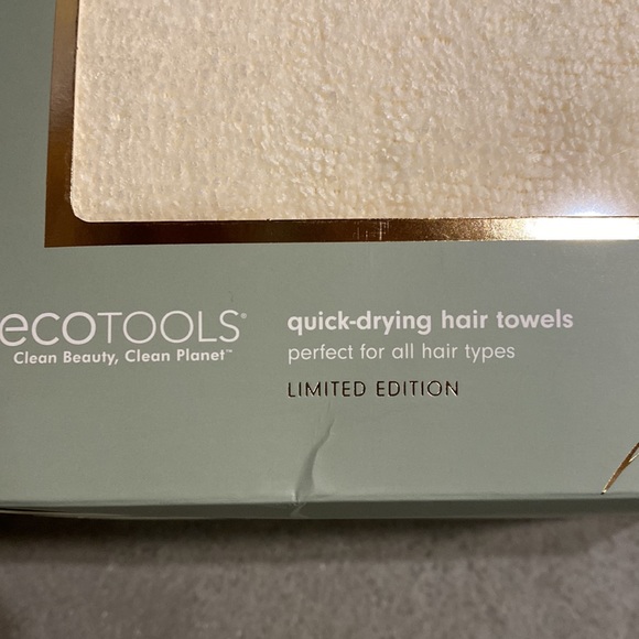 New 2 Quick Dry Hair Towels - set of 2 per box - Picture 3 of 6
